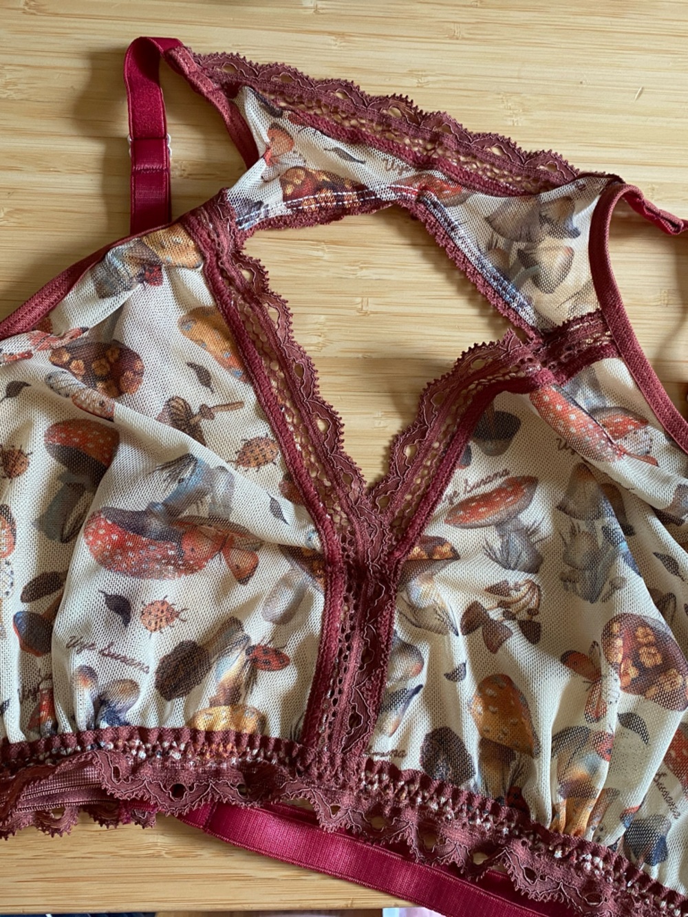 Mesh Mushroom-Print Lingerie Set (3 piece) with Lace Trim NWT